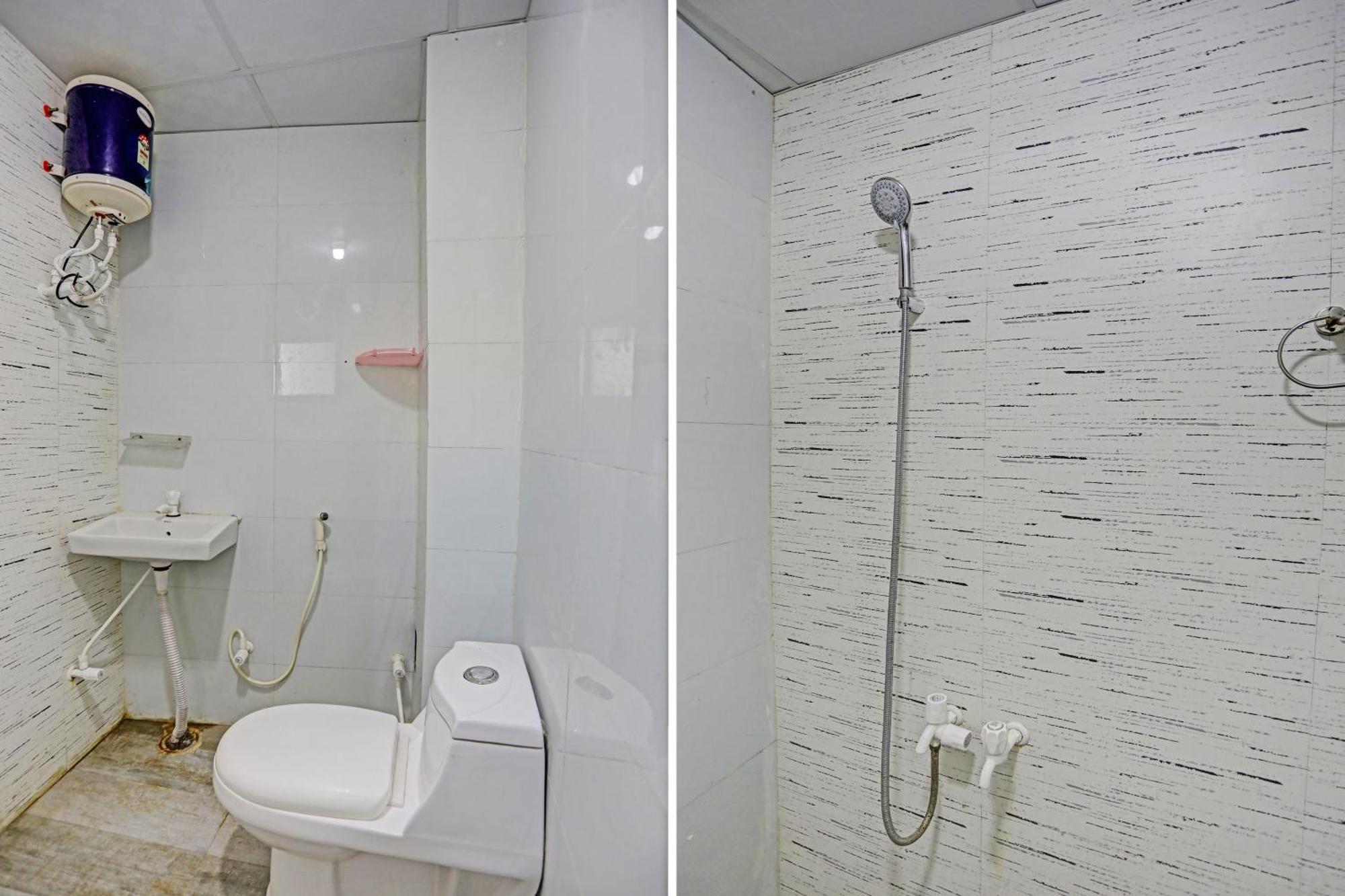Umen Hotel Nearest Sector 66 Нойда Екстер'єр фото