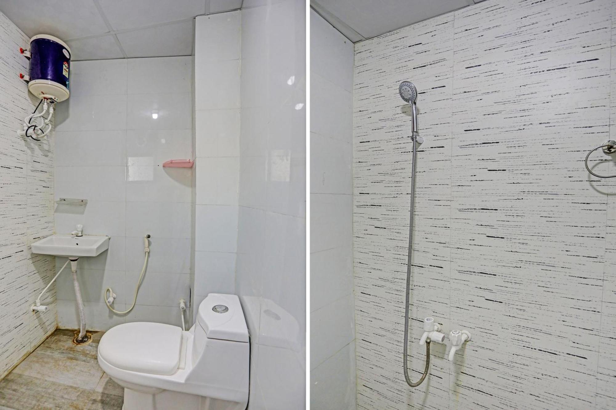 Umen Hotel Nearest Sector 66 Нойда Екстер'єр фото
